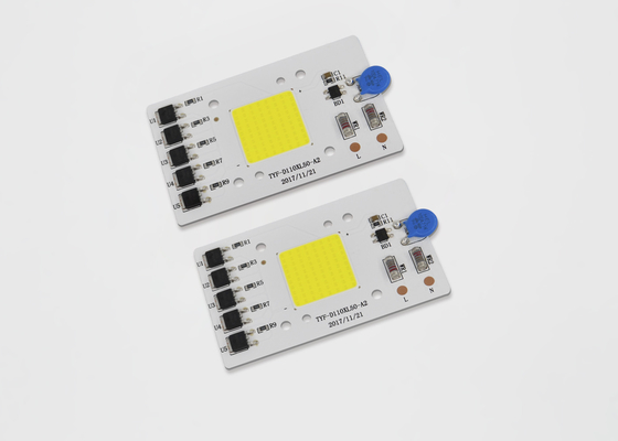 Hydroponic AC 220V 20w는 실내를 위한 단위 가득 차있는 스펙트럼 380nm-840nm를 지도했습니다